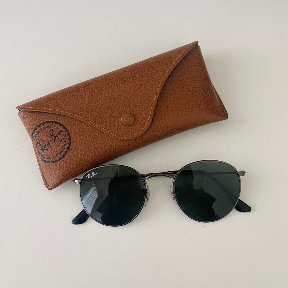 🔥SOLD🔥 Round Metal Ray-Ban Sunglasses